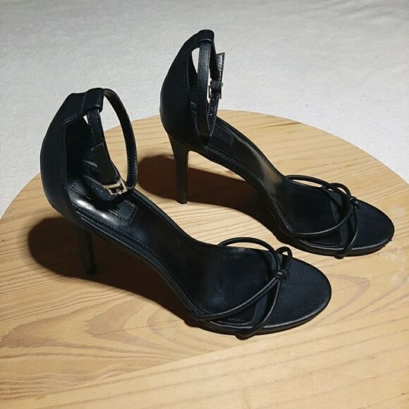 Forever 21 High Heel Sandals Size 9 - Picture 1 of 11